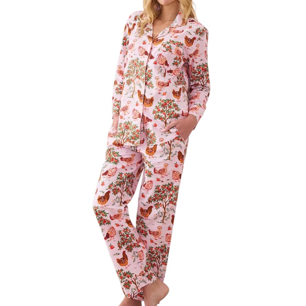 PRINT FRESH PAJAMAS SET Shirt/Pants PINK CHICKENS HEN HOUSE Peach Tree Farming S